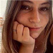 Vuoi iniziare a parlare un inglese fluente? Laureata in lingue, ho vissuto 2 anni in Australia. Offro lezioni di inglese parlato.